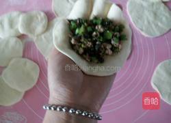 豇豆角木耳肉包子的做法图解14