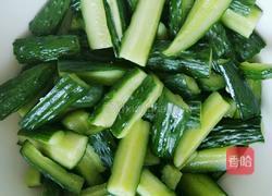 秘制腌黄瓜的做法图解3