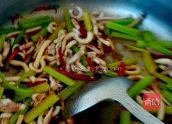 干煸鱿鱼丝的做法图解8