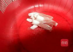 清炒芹菜的做法图解2