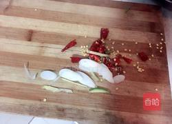 清炒芹菜的做法图解3