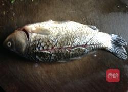 葱油鱼的做法图解1