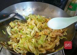 酸辣卷心菜的做法图解5