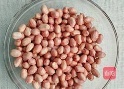 水煮花生的做法图解1