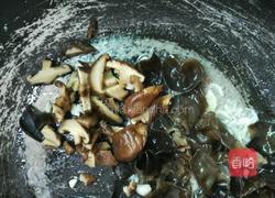 虾米菌菇汤的做法图解7