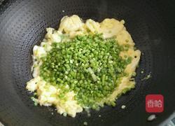 蒜台鸡蛋炸酱面的做法图解4