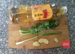 炖鲫鱼汤的做法图解2