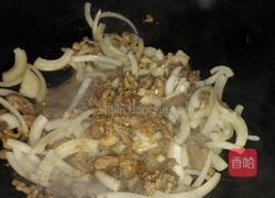 爆炒羊肉圆葱的做法图解4