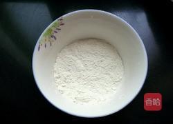 炸香椿鱼的做法图解2