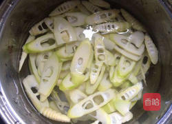 鲜笋炒腊肉的做法图解3