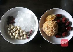 红枣银耳莲子汤的做法图解1