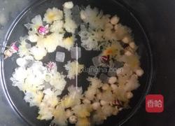 红枣银耳莲子汤的做法图解3