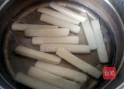 番茄酱炒年糕的做法图解2