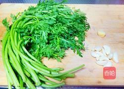 清炒茼蒿的做法图解1