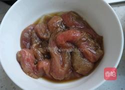 软炸里脊的做法图解4