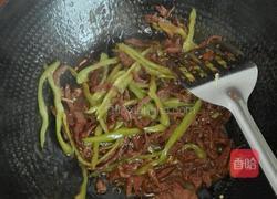青椒炒牛肉丝的做法图解10