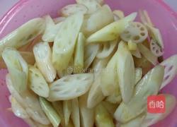酸辣藕尖的做法图解2