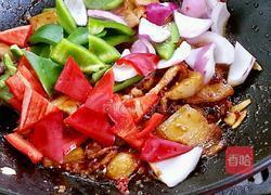 青椒回锅肉的做法图解10