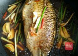 家常红烧鱼的做法图解4