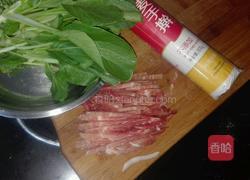 青菜肉丝汤面的做法图解1