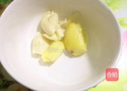 花生炖猪蹄的做法图解5