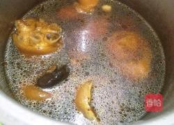 花生炖猪蹄的做法图解15