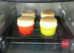 鲜奶油椰香杯子蛋糕的做法图解15