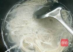 菠菜鸡蛋面的做法图解2