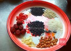 明目补肾粥的做法图解1