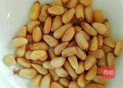 玉米松子的做法图解2