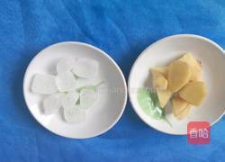 玉米莲藕排骨汤的做法图解3