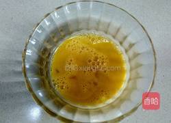 茼蒿炒鸡蛋的做法图解2