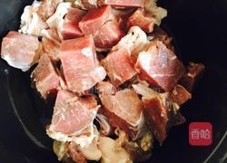 土豆炖羊肉的做法图解1