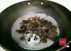 凉拌木耳火腿黄瓜丝的做法图解4