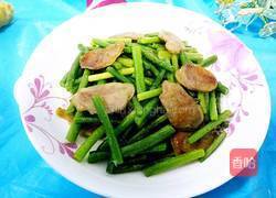 蒜苗炒腊肠的做法图解8