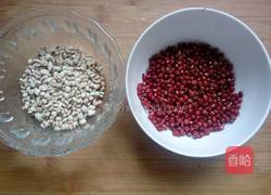 薏米红豆汤的做法图解1