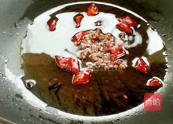 芝香椒油西葫芦的做法图解4