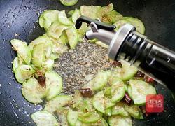芝香椒油西葫芦的做法图解11