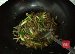 芹菜炒鸡杂的做法图解4