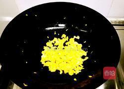 鸡蛋炸酱的做法图解3