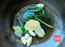 姜葱花生焖猪蹄的做法图解10