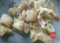 油渣韭菜馅饼的做法图解1