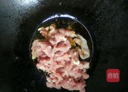 豆角炒肉丝的做法图解1