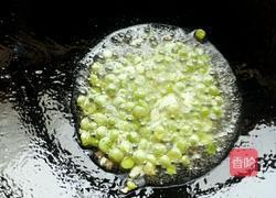 双椒炒饭的做法图解4