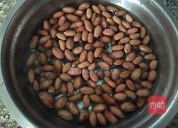 咸香炸花生米的做法图解1