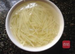 炸土豆丝的做法图解2