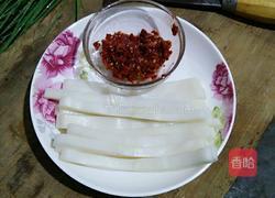 剁椒炒米粉的做法图解1