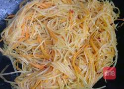 素炒土豆胡萝卜丝的做法图解6