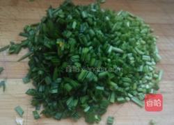 韭菜水煎包的做法图解3