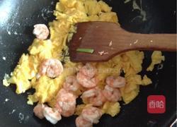 虾仁炒蛋的做法图解6